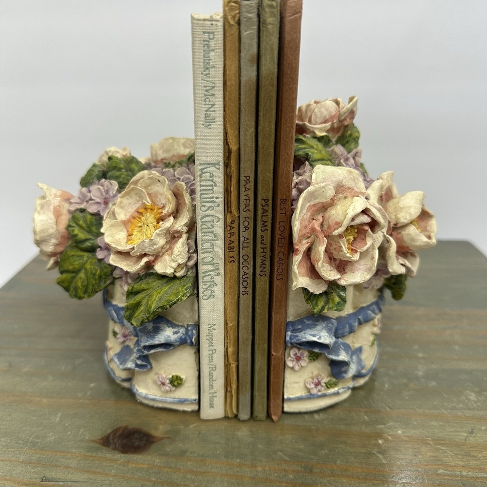 Vintage Floral Basket Bouquet Plaster Chalkware Bookends Velvet Bottoms Cottage